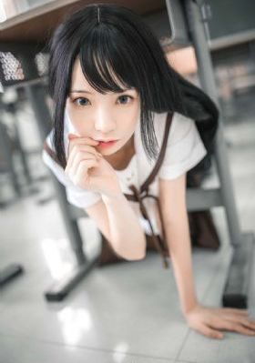 女神的娇喘3p狂浪之夜91扬风_超清高清视频观看